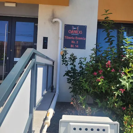 Casa Cu Floarea Soarelui Apartman *