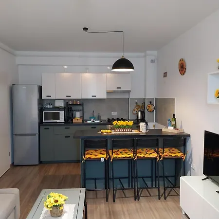 Casa Cu Floarea Soarelui *