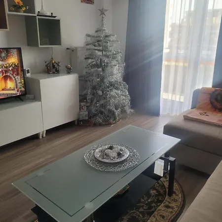 Apartman Casa Cu Floarea Soarelui Brassó